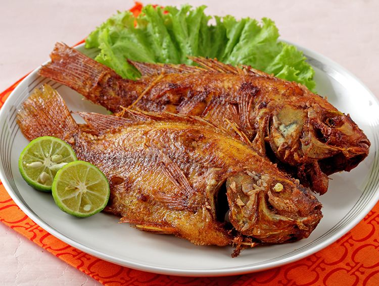 Cuma Pakai Wajan Biasa Begini Cara Restoran Goreng Ikan Supaya Tak Nempel Di Wajan Pasti Berhasil Pakai Trik Ini Semua Halaman Sajian Sedap