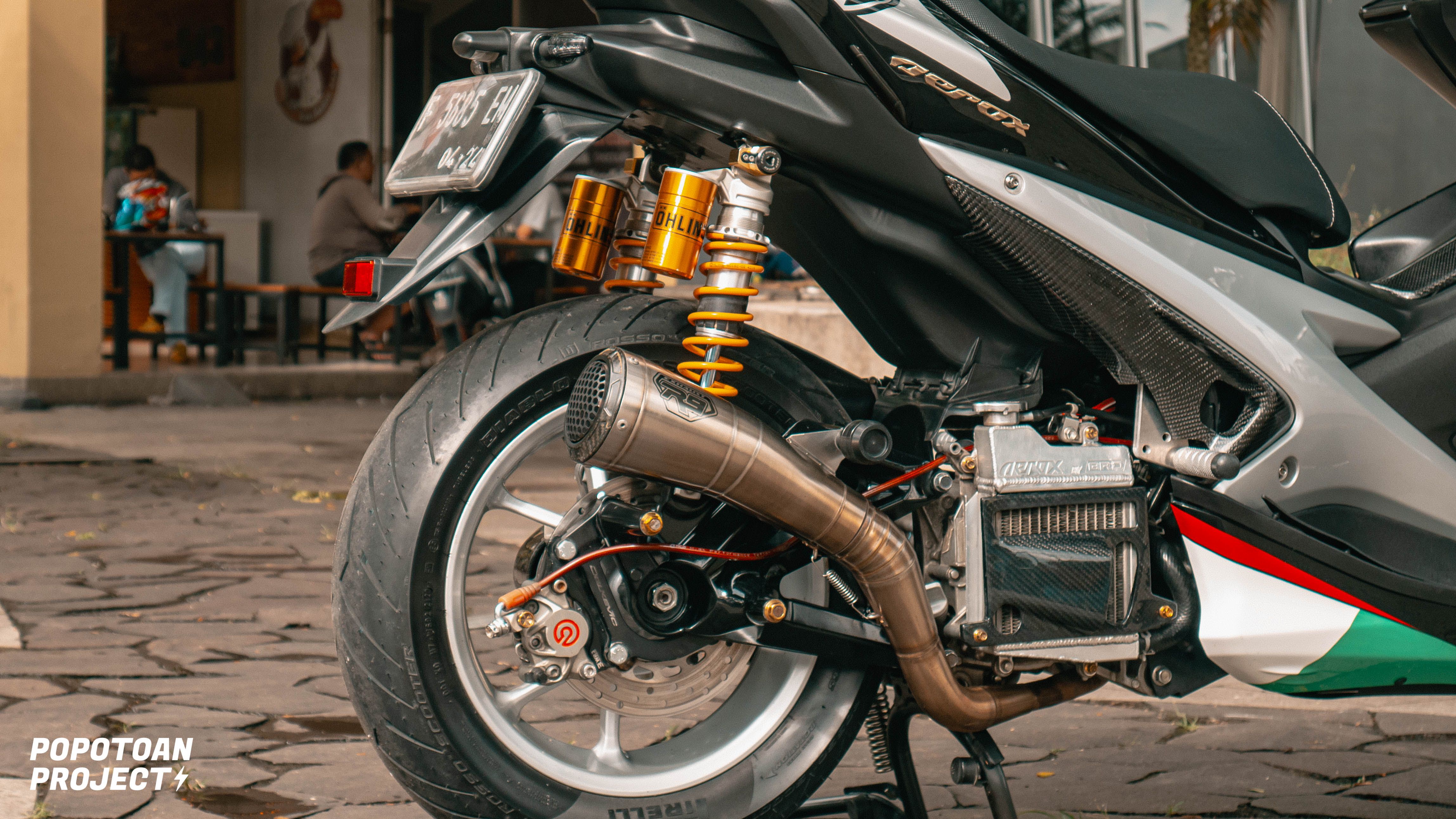 31+ Model Modifikasi Motor Aerox Warna Abu Abu Terbaru | Mobilio Oto