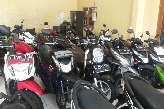 Murah Banget Motor Bekas Rp 3 Jutaan, Ada Honda BeAT dan ...