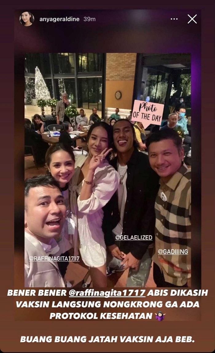 Mentang Mentang Sudah Divaksin Langsung Nongkrong Tanpa Protokol Kesehatan Raffi Ahmad Kena Tegur Pihak Istana Semua Halaman Nakita