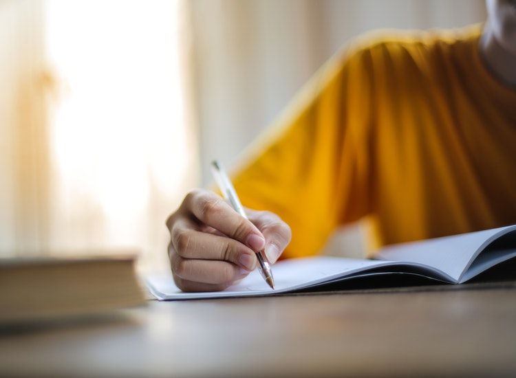 Contoh Kalimat Yang Menggunakan Kata Sambung Perbandingan Seolah Bagaikan Sebagaimana Semua Halaman Bobo