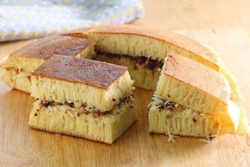 Martabak Manis, Terang Bulan atau Kue Bandung? Ini Dia Asal-Usul Nama  Ketiganya yang Sering Diperdebatkan - Semua Halaman - Kids