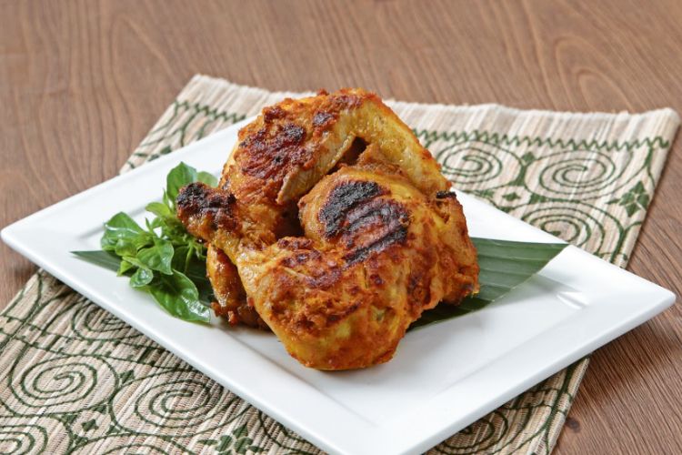 Resep Ayam Panggang Pedas Enak Ini Bikin Keluarga Minta Terus Disajikan Semua Halaman Sajian Sedap