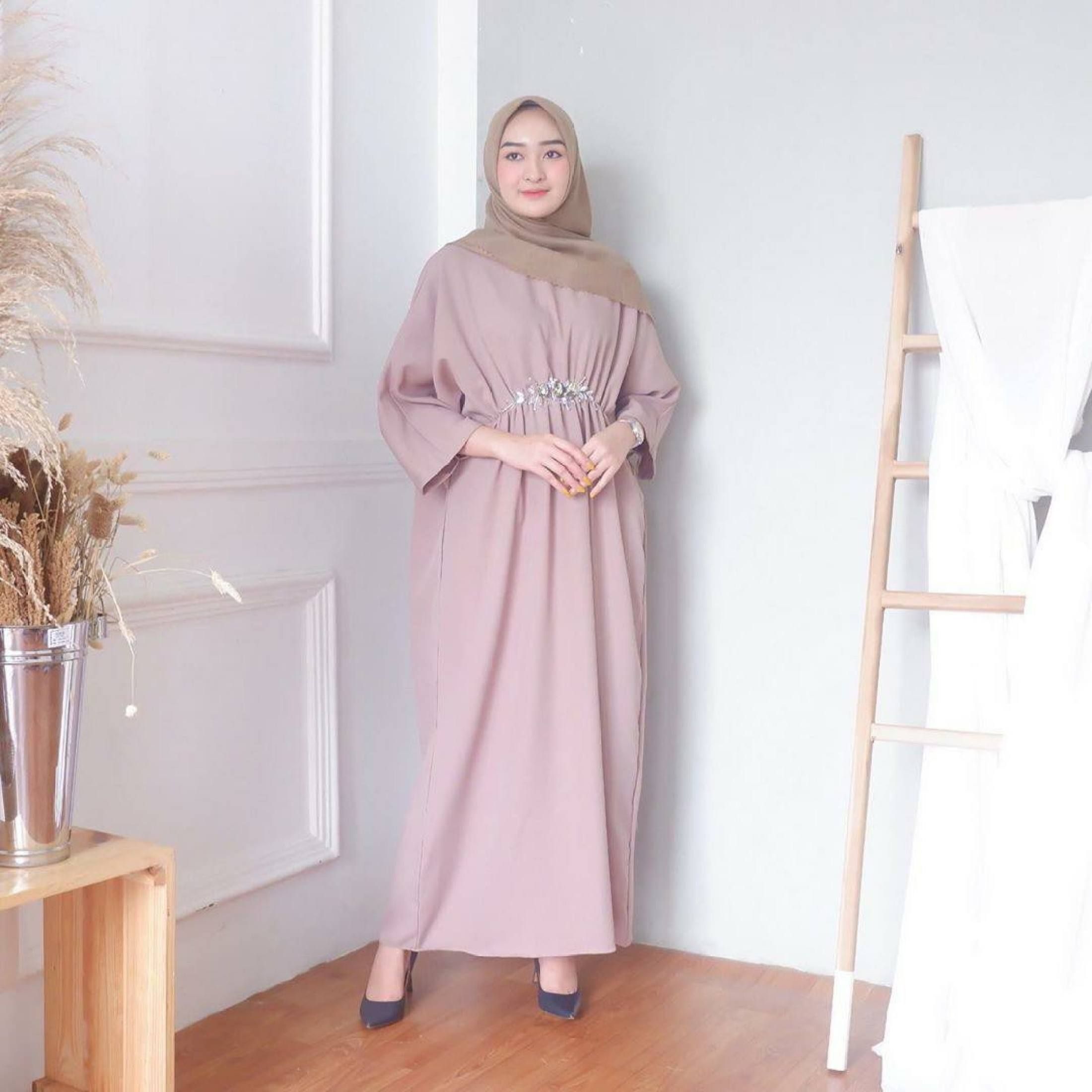 Tren Baju Lebaran 2021: Belanja Kaftan 