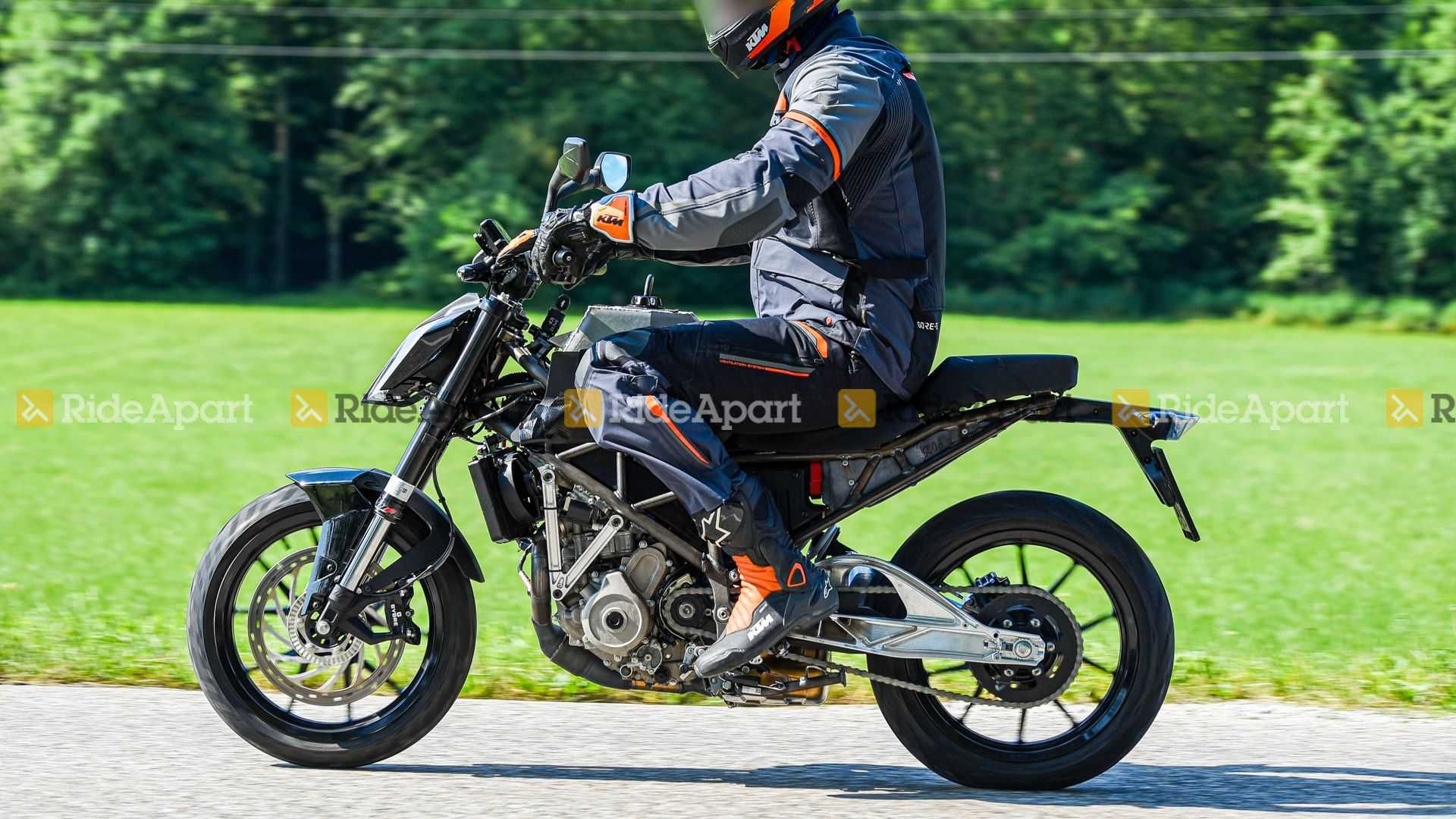 Penampakan Motor Baru KTM Duke 250 Dan 