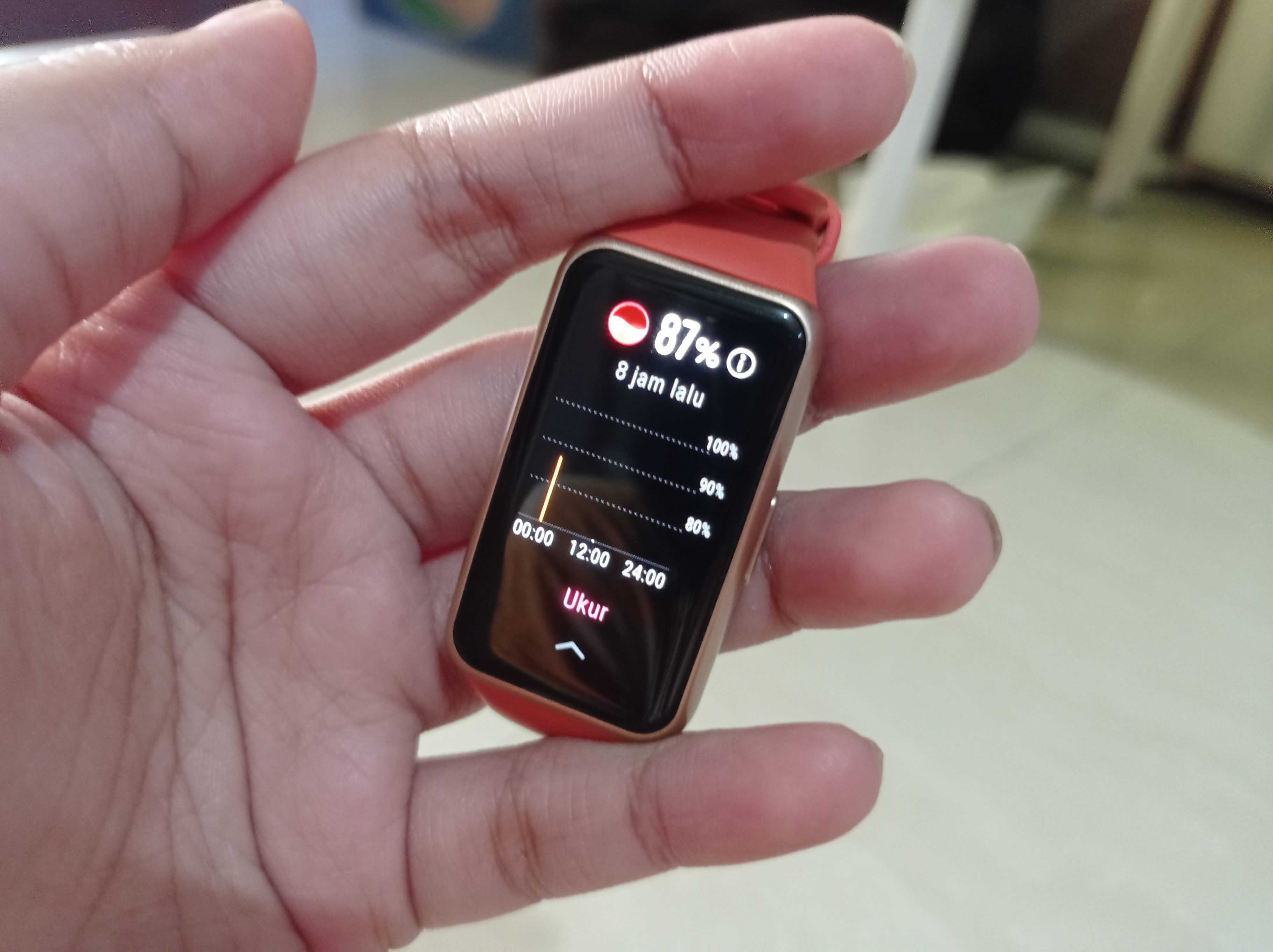 Review Huawei Band 6, Desain Berani Beda dan Fiturnya Lengkap - Semua  Halaman - Nextren.grid.id