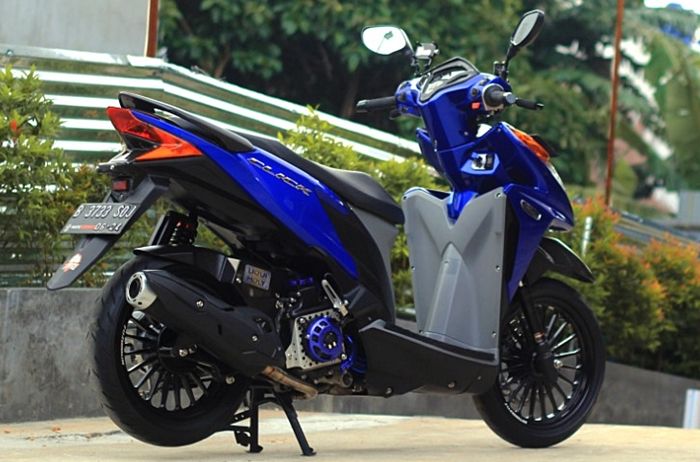 √ 25+ Modifikasi Vario 125 Warna Putih Biru: Budget Pelajar! - ONPOS