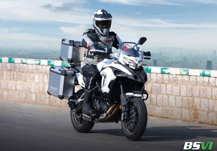 Motor Adventure Baru 500 cc Harga di Bawah Rp 100 Juta Tertarik