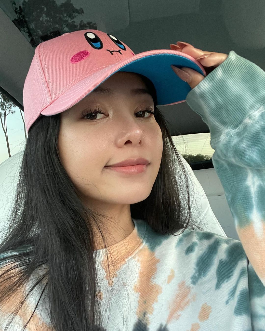 5 Sosok Penyanyi yang Lagunya Viral di TikTok. Kenalan Yuk! - Semua Halaman  - CewekBanget