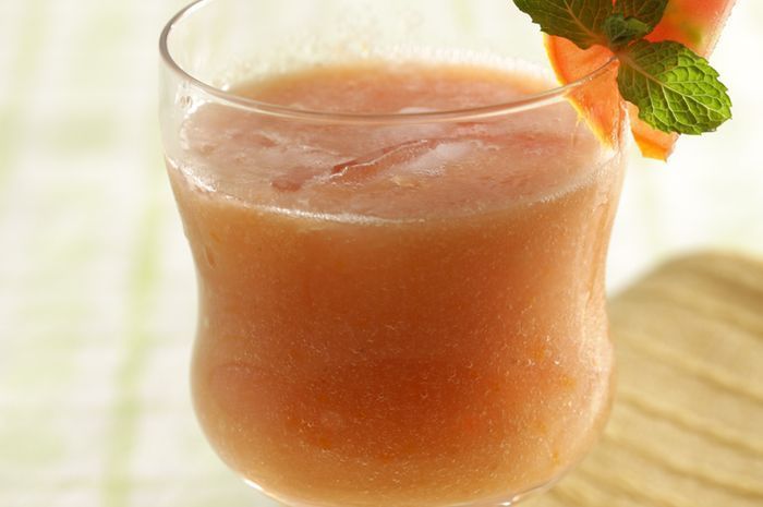 Memulai Hari Dengan Asupan Segar Coba Buat Resep Jus Tomat Strawberry Di Rumah Semua Halaman Kids