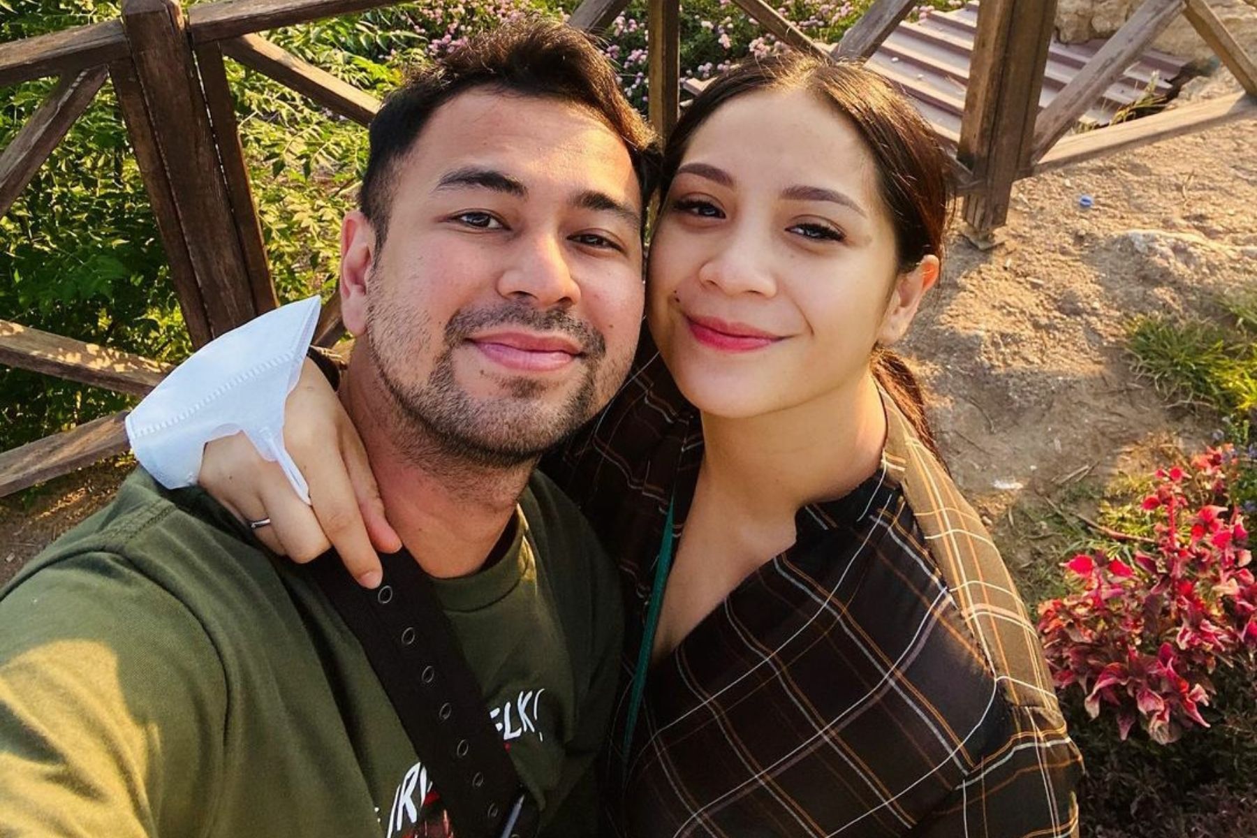 Bak Istana Megah Bernuansa Lembut Intip Mewahnya Desain Rumah Baru Raffi Ahmad Dan Nagita Slavina Yang Dihiasi Marmer Dan Tv Raksasa<script async src=