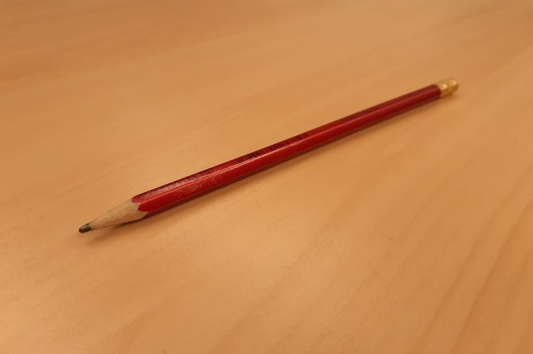 Ciri-ciri pensil