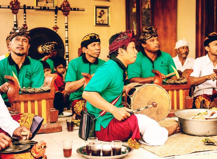 Cipatujah Lestari: Menjaga Alam dan Budaya, Melestarikan Warisan untuk Masa Depan