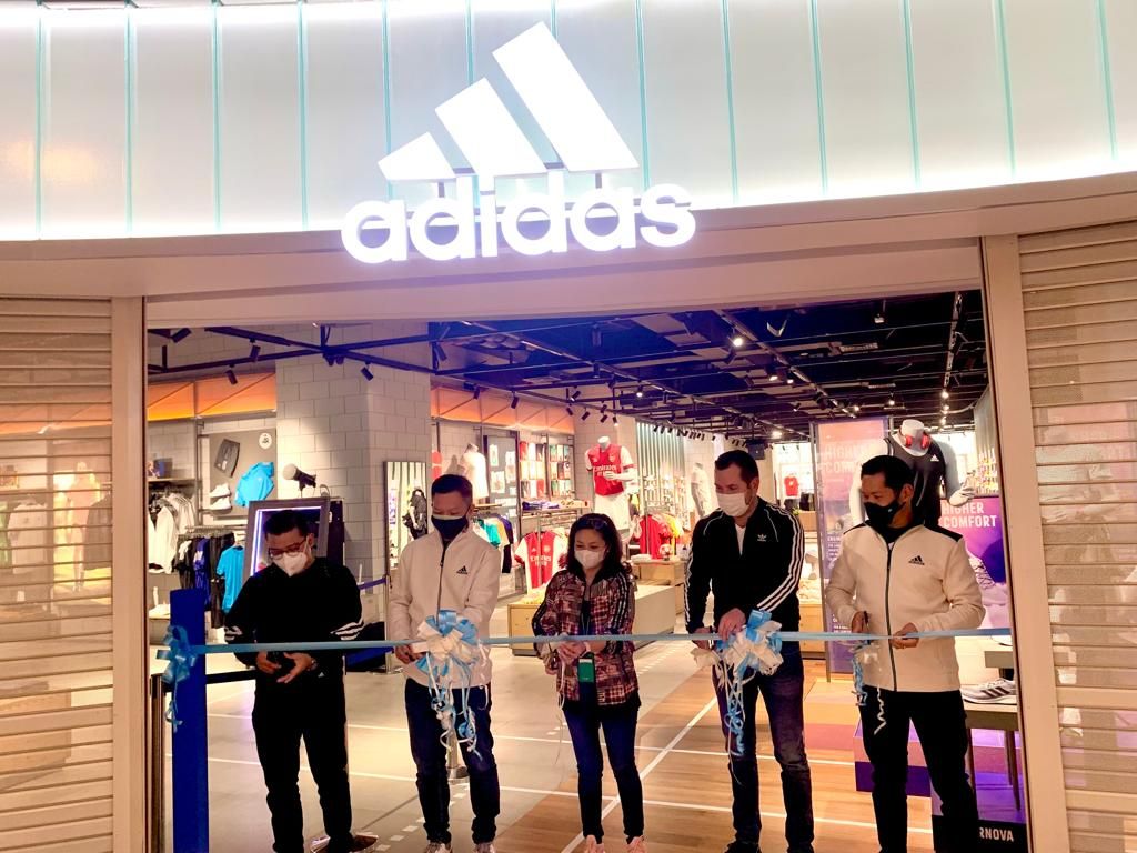 Adidas Hadirkan Brand Core Store Toko Terbesar di Indonesia Semua Halaman Stylo