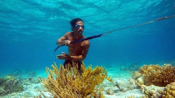 Lebih dari 1.000 Tahun Hidup di Atas Air, Inilah Suku Bajau 'Duyung'  Indonesia yang Habiskan Sebagian Besar Hidup Mereka di Laut, Bagaimana  Mereka Bisa Tahan Menyelam Berlama-lama? - Intisari