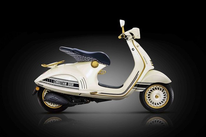 Akhirnya Vespa 946 Christian Dior Dijual Di Indonesia, Harganya Cuma Segini  - Motorplus