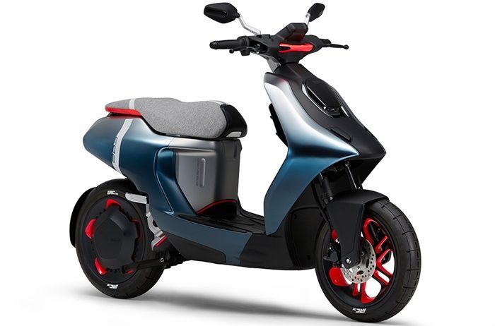 Motor Matic Baru New Version Yamaha NMAX 2022 Mesin Seperti Honda PCX Anti  Masuk SPBU Desain Anyar - Semua Halaman - Motorplus