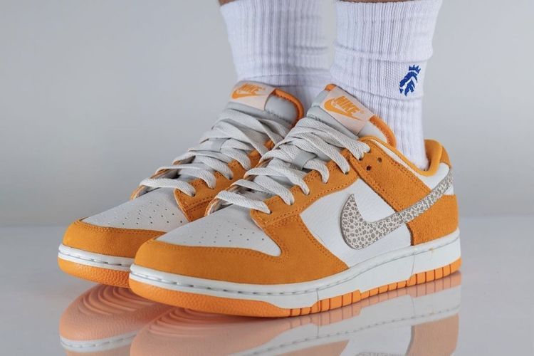 orange white nike dunk