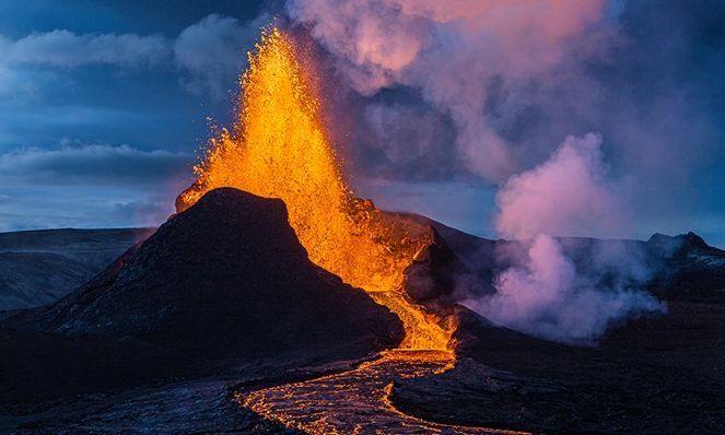 Rochester Geologists Uncover Secrets of Plate Tectonics on Ancient Earth Using Chemical Evidence from Magma