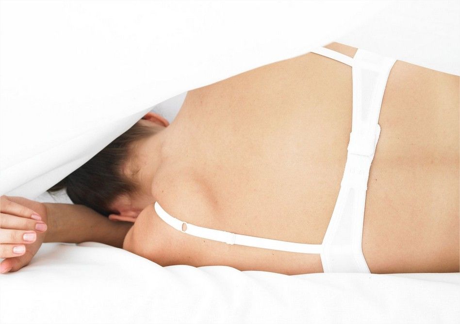 Wanita Harus Biasakan Tidur Tanpa Bra! Ahli Bongkar Bahaya Tidur  Menggunakan Bra di Masa Depan, Bisa Langganan BPJS - Semua Halaman - Sajian  Sedap
