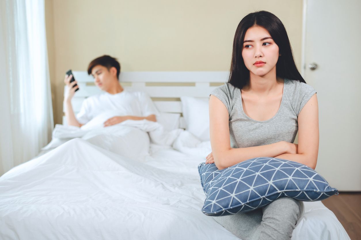 Tidak Mau Menyentuhku, Suamiku Malah Nonton Video Porno Terus - Semua  Halaman - Nova