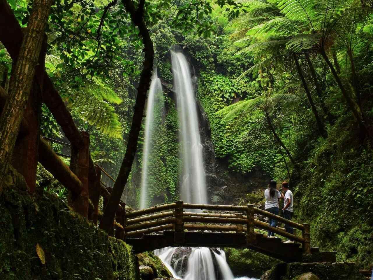 5 Wisata Alam Air Terjun di Karanganyar, Lengkap dengan Tiket Masuknya -  Semua Halaman - Bobo