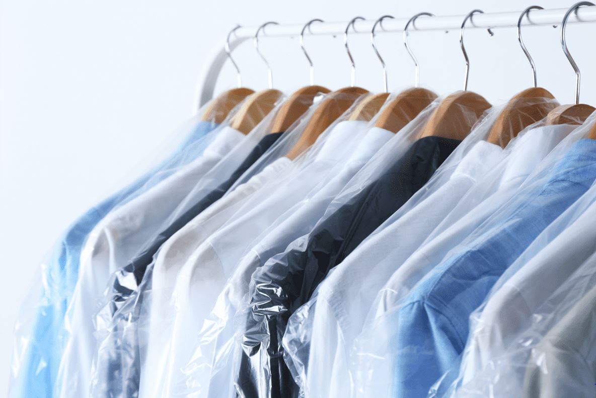 Duh Ngeri, JANGAN Lagi Simpan Pakaian dengan Plastik Laundry! Risiko ini Harus Ditanggung Kalau Masih Nekat - Semua Halaman - Sajian Sedap