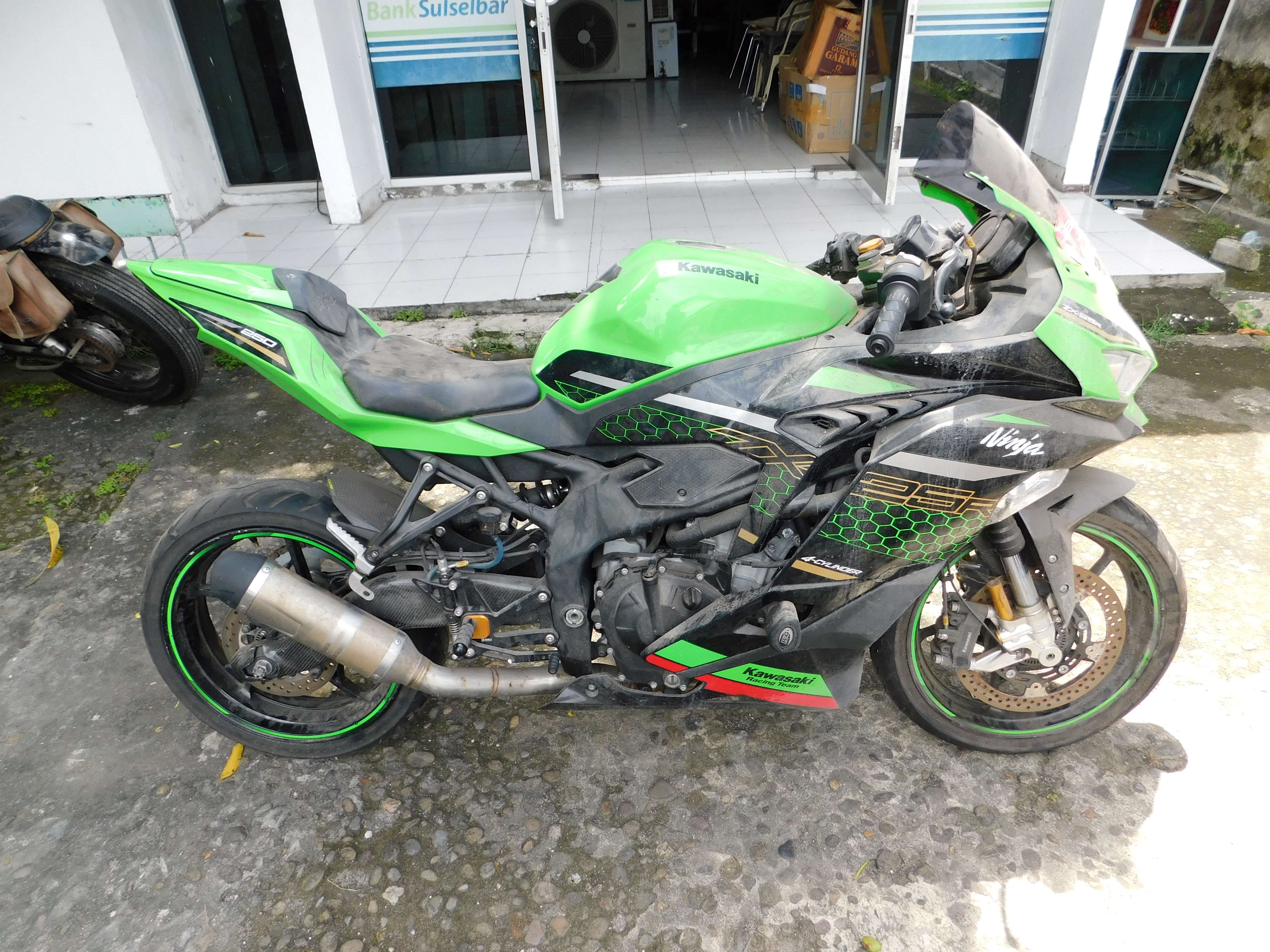 Kawasaki NInja ZX 25R Jadi Motor Murah Buka Harga Cuma Rp 21 Juta