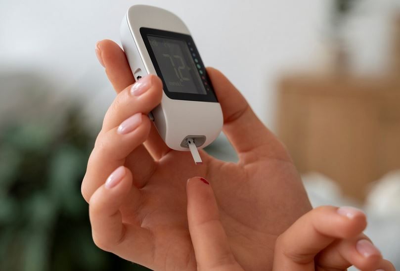 8 Kebiasaan Sehari-hari yang Bisa Turunkan Gula Darah, Terapkan secara Rutin - Semua Halaman - Grid Health