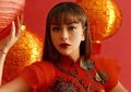 Tahun Baru Imlek 2021 Tanpa Stefan William, Celine Evangelista Tampil Menyala dengan Gaun Cheongsam Merah, Netizen Ramal Beruntung di Tahun Kerbau Logam!