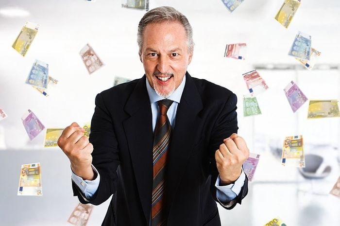 3 Shio Ini Diramalkan Bakal Dihujani Duit Setiap Hari, Kekayaannya Bisa