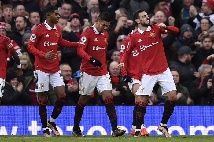 Manchester United menghadapi Reading dalam duel Piala FA di Old Trafford (28/1/2023). Setan Merah akan bersua tim rival yang kini dilatih legenda mereka, Paul Ince.