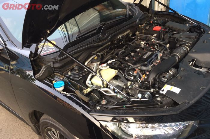 lihat nih kap mesin honda civic turbo