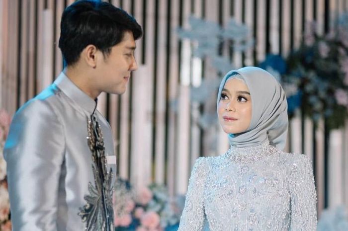 Penampilan Terbaru Lesty Kejora dengan Mata Sembab Perlihatkan Senyuman