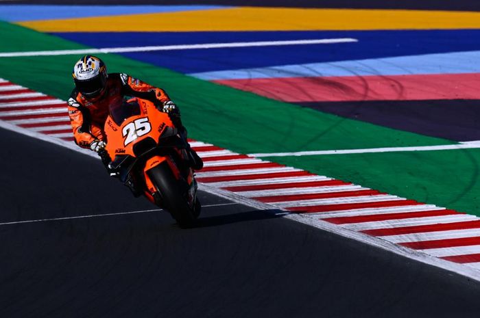 Pembalap MotoGP dari tim Tech3 KTM, Raul Fernandez.