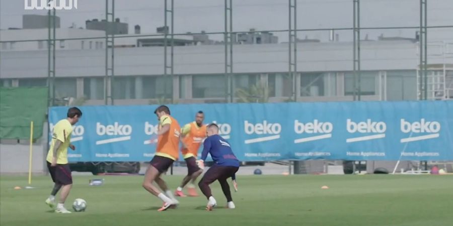 Lionel Messi Diasingkan di Kandang Barcelona
