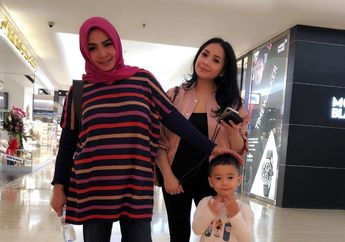 Unggah Foto Lawas, Rieta Amilia Sebut Nagita Slavina Mirip Rafathar Versi Cewe