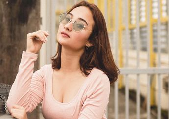 Dikabarkan Menikah dengan Sule, Intip Seksinya Naomi Zaskia yang Bikin Salah Fokus!