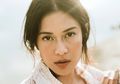 Bawa Obor Asian Games 2018, Dian Sastro Tampil Cantik dan Sporty