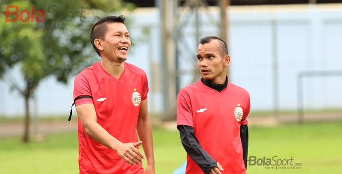 Ismed Sofyan dan Riko Simanjuntak sedang menjalani latihan bersama skuad Persija Jakarta di Lapangan Sutasoma, Halim, Jakarta Timur (11/3/2020)