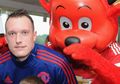 Mukanya Sering Dijadiin Meme, Phil Jones Nggak Baper, Malah Legowo!