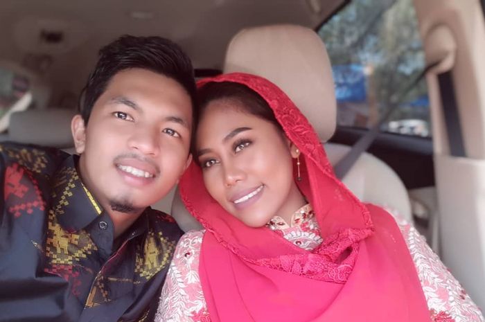 Gelar Pengajian Jelang Pernikahan Evi Masamba Tampil Beda