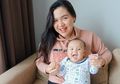 Vicky Shu Hadiri Acara Kerajaan Solo, Potret Sang Anak Pakai Baju Adat Curi Perhatian: 'Kirain Bawa Boneka!'