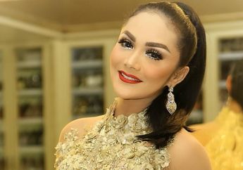 Jalani Berbagai Jenis Perawatan Kecantikan dan Habiskan Biaya hingga Rp 200 Juta untuk Sekali Treatment, Begini Wajah Asli Krisdayanti Tanpa Polesan Makeup!