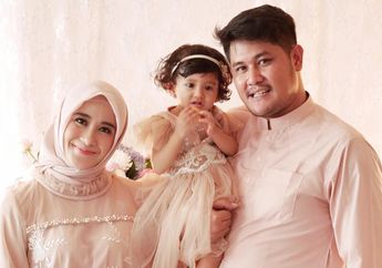 Ryana Dea Tetap Laksanakan Ibadah Umroh Meski Tengah Hamil Muda