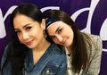 OOTD Pakai Kaos Oblong Tanpa Celana, Luna Maya Tenteng Fanny Pack Polos Harga 24 Juta, Netizen : Kayak Nagita Slavina!