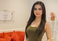 Blak-blakan Akui Pernah Tidur Bareng, Maria Vania Tantang Deddy Corbuzier Pegang Bagian Intim Ini: Emang Mau Pegang?