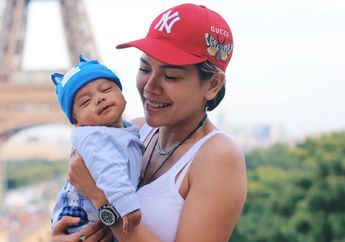 Usianya Baru 4 Bulan, Nikita Mirzani Berikan Hadiah Mewah Miliaran Rupiah untuk Anak Ketiganya