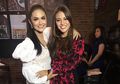 Potret Bersama Keluarganya Dikomen Aurel Hermansyah, Krisdayanti Sebut Pintu Rumahnya Selalu Terbuka untuk Anak-anaknya, Putri Sulung Anang Hermansyah: Nanti Malem Kita Zoom Ya, Soalnya WhatsApp Aku Gak Dibales