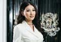 Cuma Putih Polos, Ternyata Blazer Sarwendah Ini Harganya Capai Puluhan Juta Rupiah!